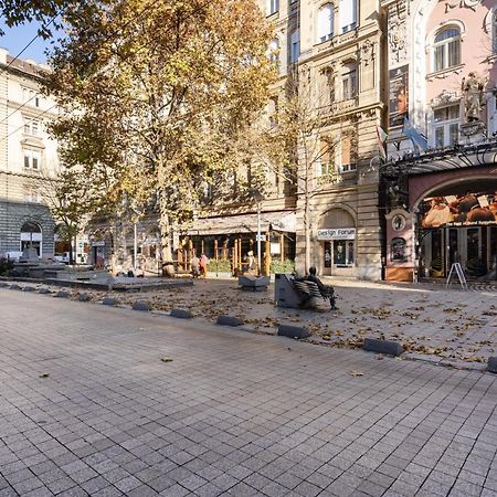 Innova Vision Apartment Budapest Luaran gambar