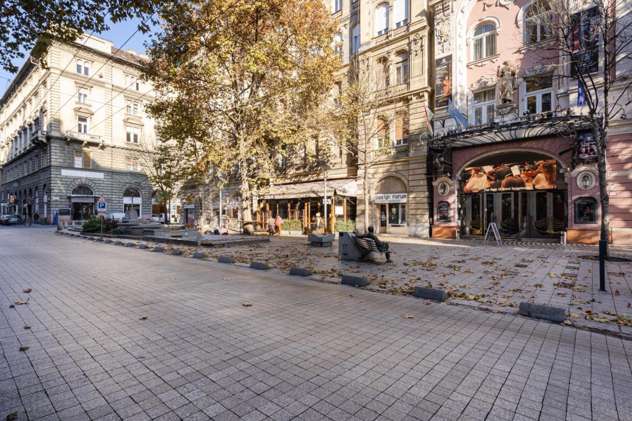 Innova Vision Apartment Budapest Luaran gambar