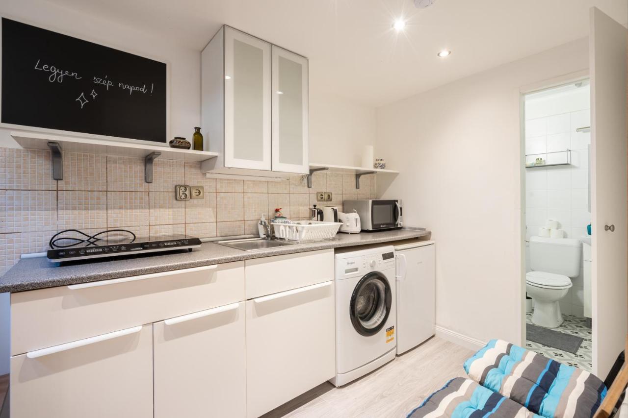 Innova Vision Apartment Budapest Luaran gambar