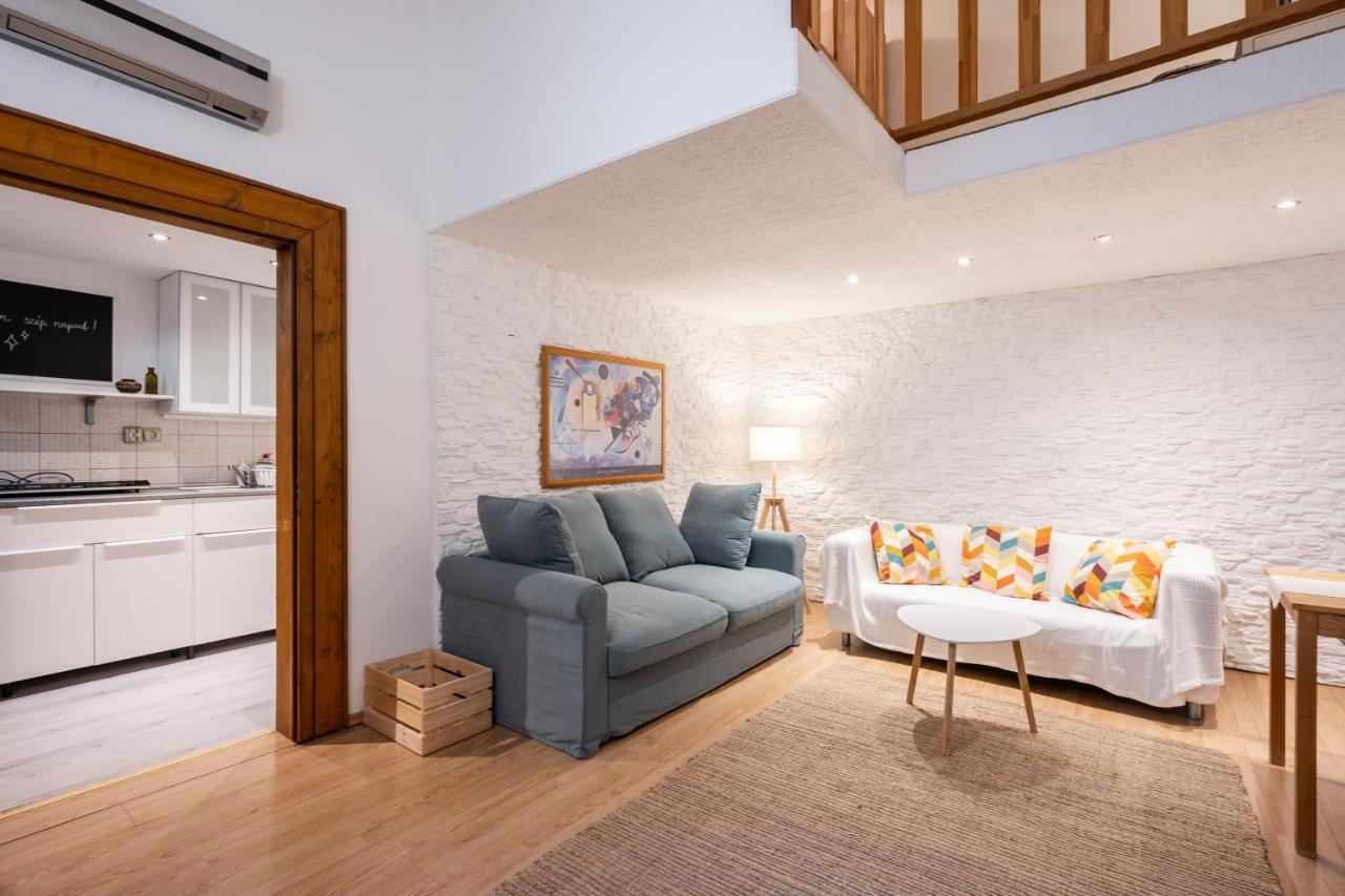 Innova Vision Apartment Budapest Luaran gambar